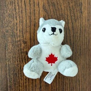 Charming Gray and White Plush Pet Toy with Red Leaf